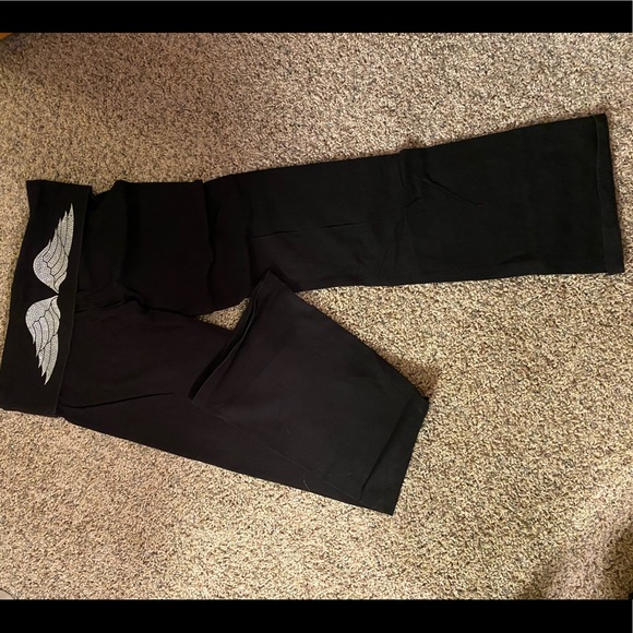 Victoria's Secret Pants - Victoria Secret Yoga Pant
